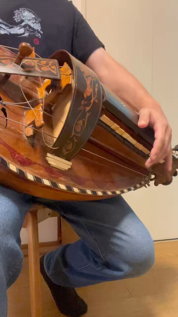 ハーディ・ガーディ hurdy gurdy ヨーロッパ　手作り古楽器 民族楽器 ハーディ・ガーディ hurdy gurdy ヨーロッパ手作り古楽器 民族楽器