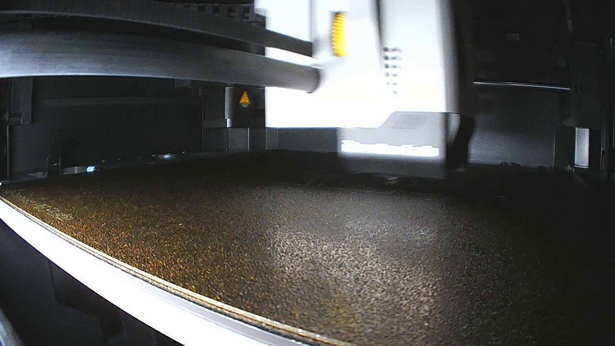 FRACTALの6年くらい前の3Dプリンターが壊れて 新しいの買ったんだけど