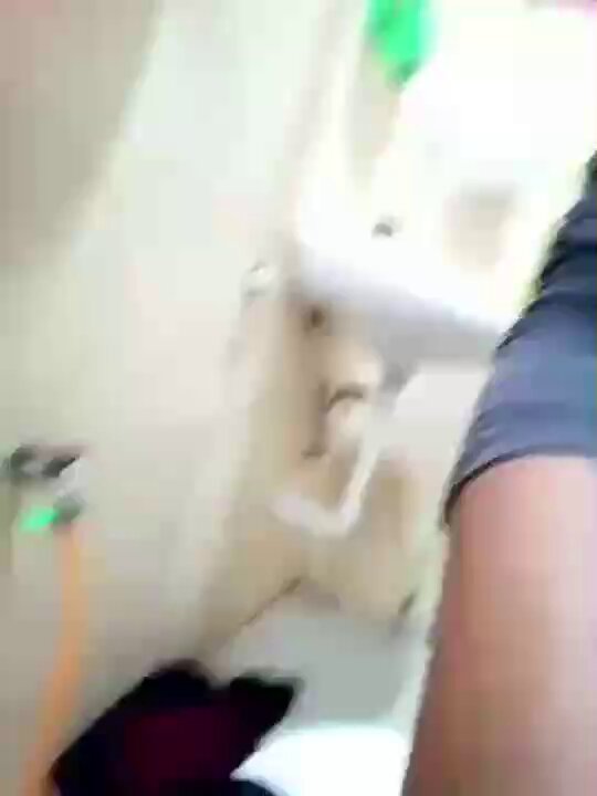 lagi sange sange nya banget nih ukhti