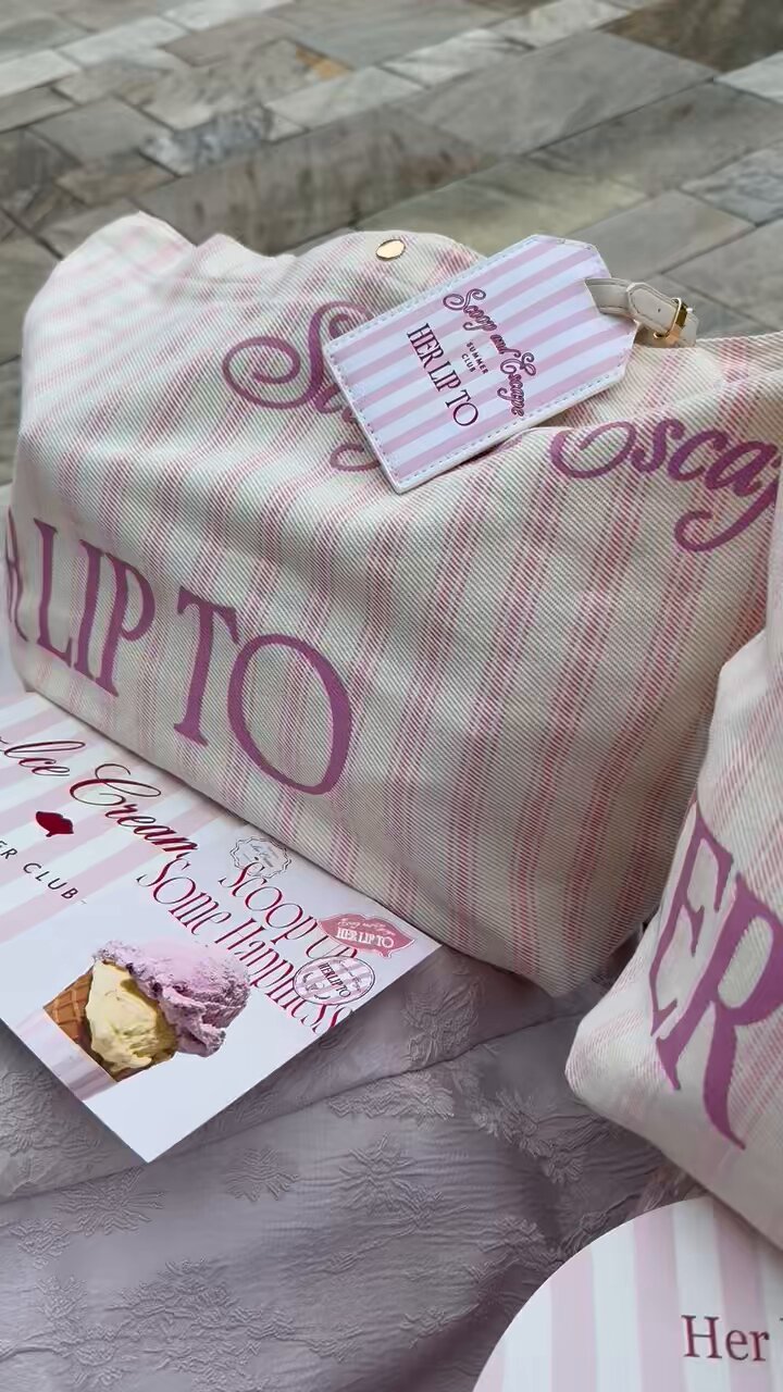 バッグ herlipto Scoop and Escape Large Tote herlipto Scoop and Escape Tote トートバック