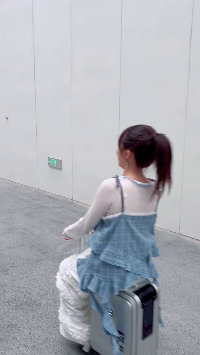 逢田梨香子 (@Rikako_Aida) / X