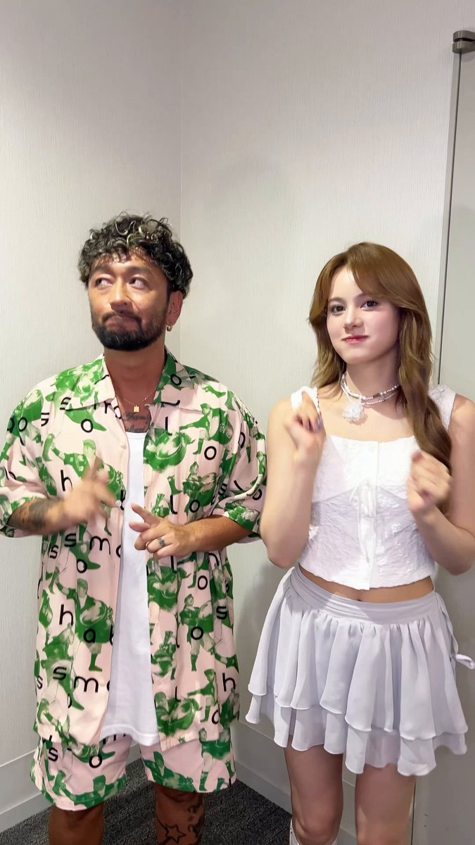 NMIXX ジニ jinni jini　直筆　チェキ　当選者　ポラ NMIXX エンミックス ENTWURF ジニ JINNI 지니 トレカ - メルカリ
