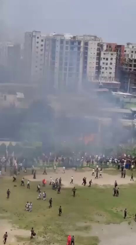 [爆卦] 孟加拉戰鬥機訓練墜毀在校園 已19死