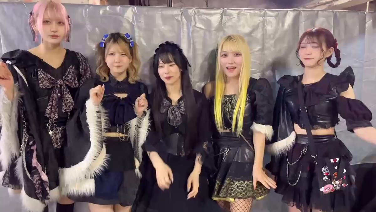 一松 チェキセット 悪魔アイドル 天使アイドル 天使バンド つぶら on X: 