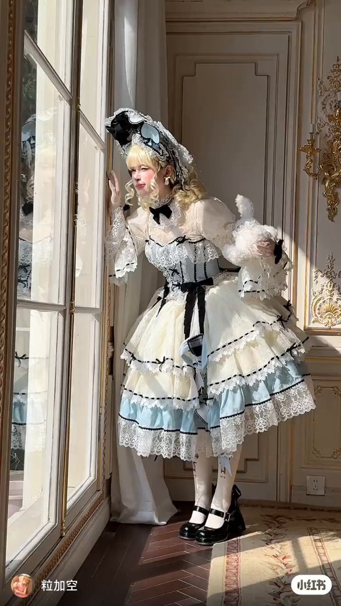 ブライス着物　上品なロリータ Roses on the Roof～ロリィタ＆クラシック【公式PR