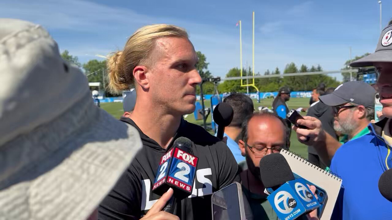 Eric Woodyard on X: "#Lions' Alex Anzalone describes this as a “weird  situation” for sure and that it “wasn't on my end or my agent's end,” he  said. However, he won't hold