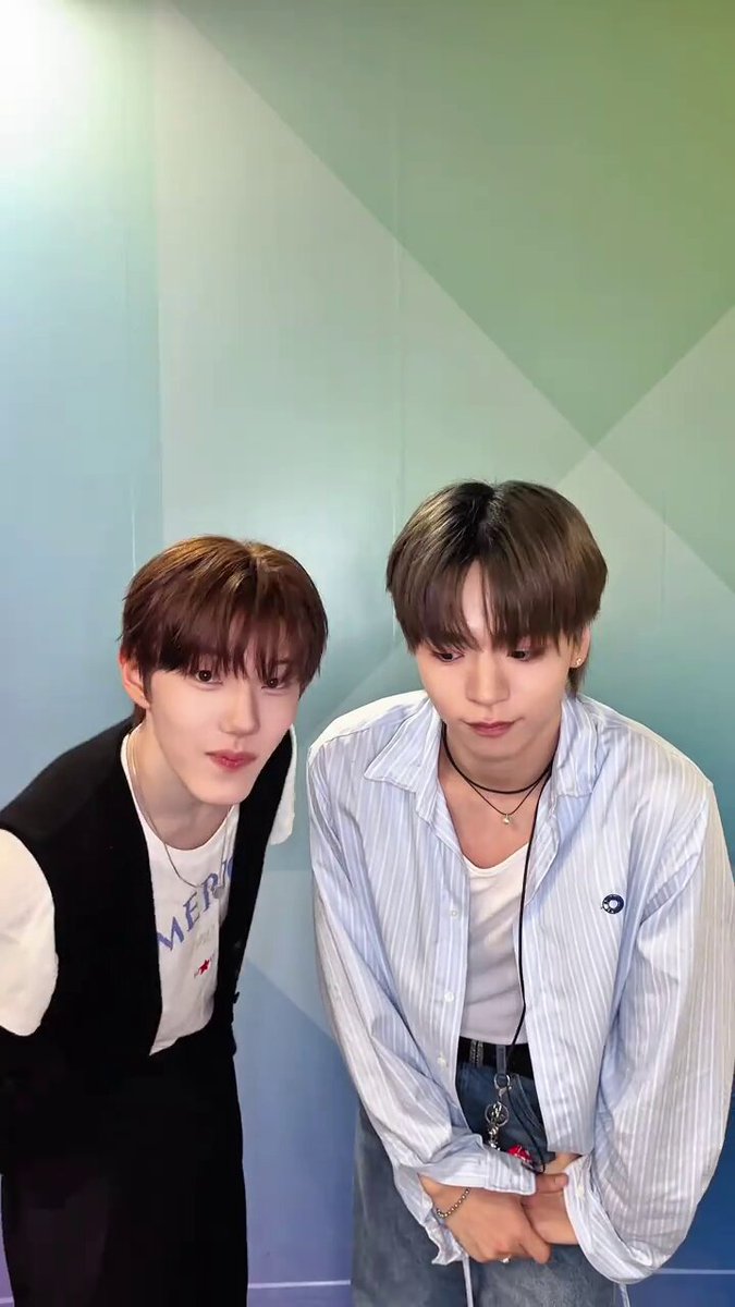 NouerA POCA ギヒョン サイン入り gihyeon GIHYEON GLOBAL on X: 