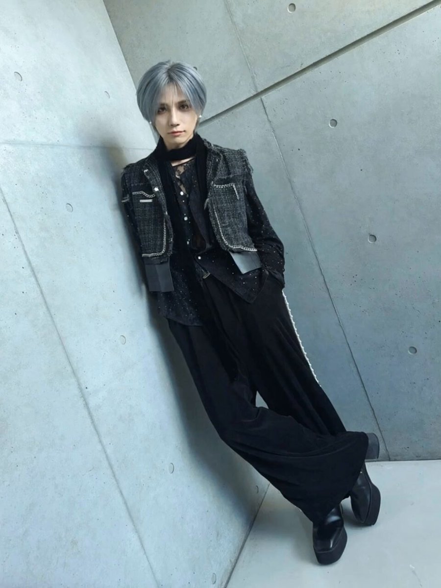 vistlip 瑠伊 まとめ売り vistlip 智 瑠伊 SHOXX 写真 3枚セット まとめ売り - メルカリ