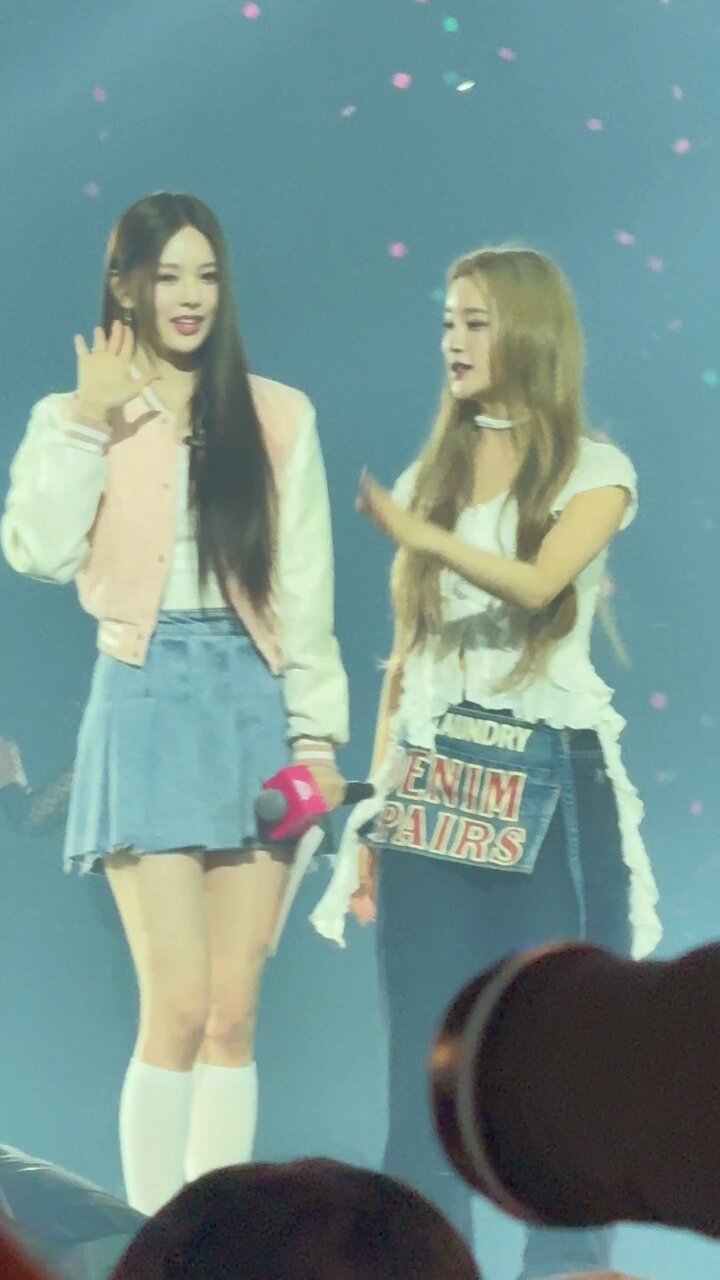 櫻井美羽 KCON LA セット売り ME I ミーアイ 櫻井美羽 KCON LA ビハインドフォト｜Yahoo