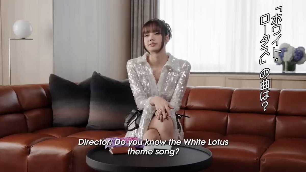 BLACKPINK リサ 中華 中国 Yetimall 限定 2枚セット B VOGUE JAPAN on X: 
