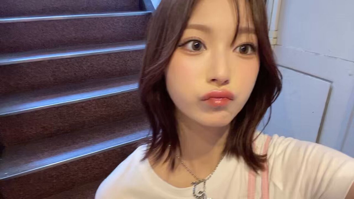 Nana (@7chan_128) / X