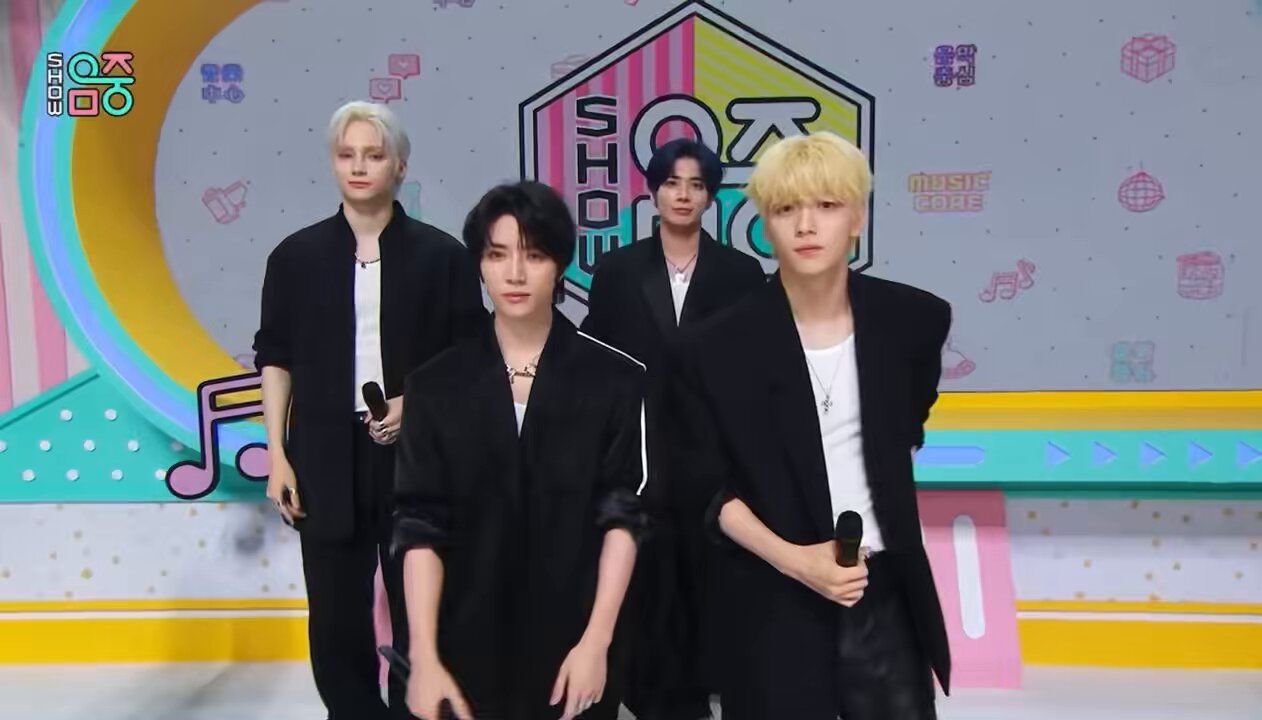 Uni ִ ࣪𖤐🐧 (@plushiening0814) / X