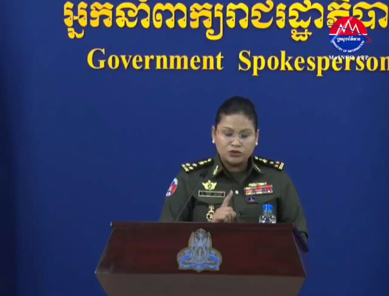 洋書 Aid dependence in Cambodia Aid Dependence in Cambodia: How Foreign Assistance