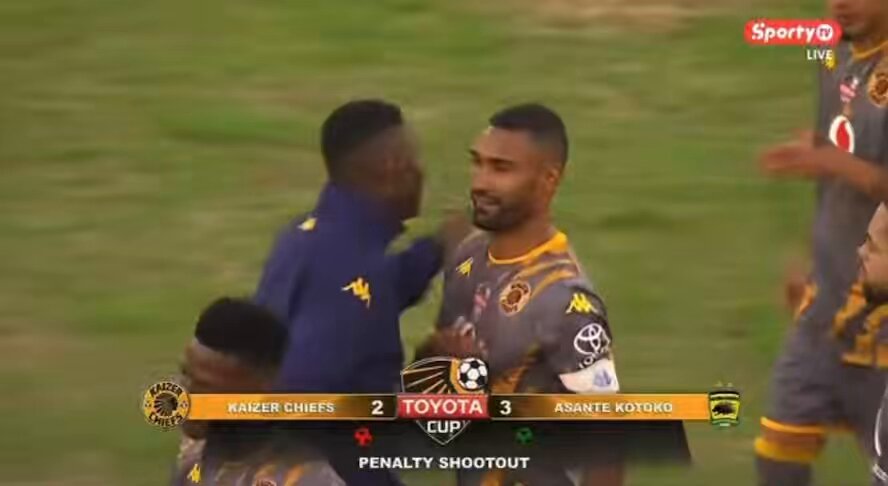 Gary Al-Smith on X: "After the Toyota Cup game between Kaizer Chiefs and  Asante Kotoko, what have you learned? https://t.co/fRQyGcD3J4" / X