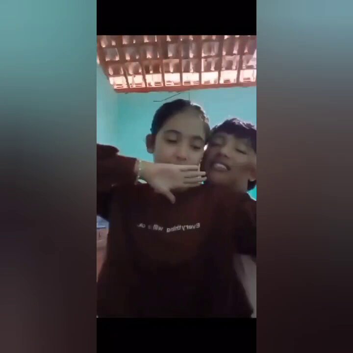 mumpung rumah sepi