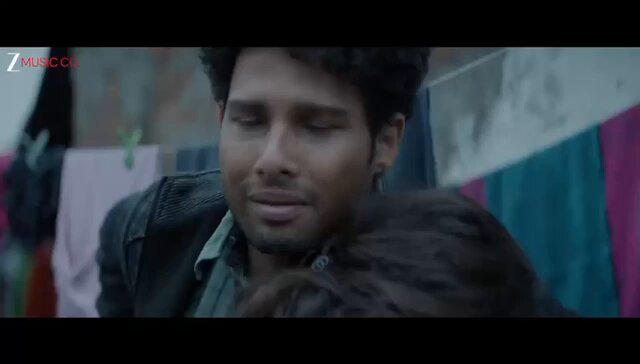 “O yaara, duniya alag hai Picture