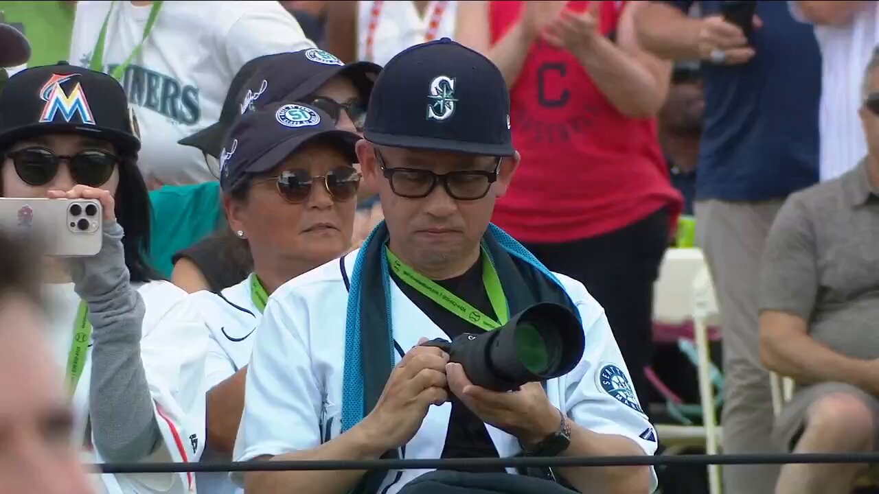 【残り1点】イチロー 引退記念プレート 盾 ブラウン らら🌈スポーツ観戦が大好きです🥰 on X: