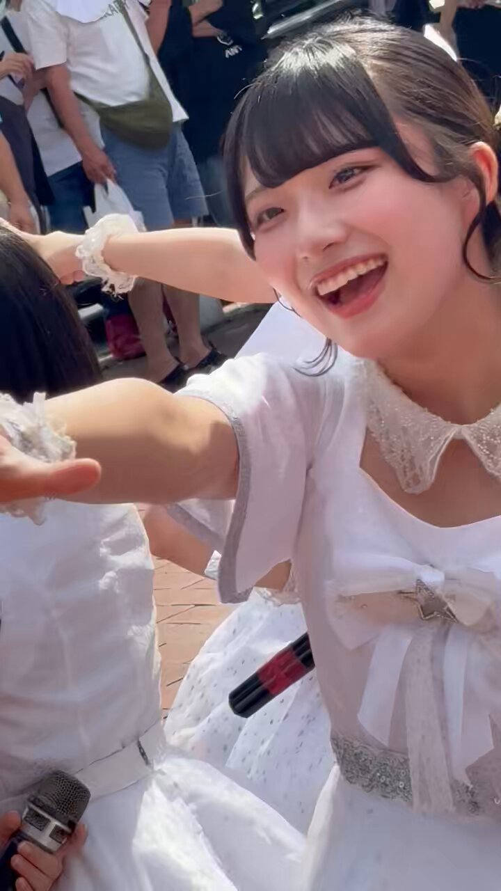 あっちゃん、まとめ売り 元AKB48 ♡前田敦子(あっちゃん)♡ サイズいろいろ♪切り抜き