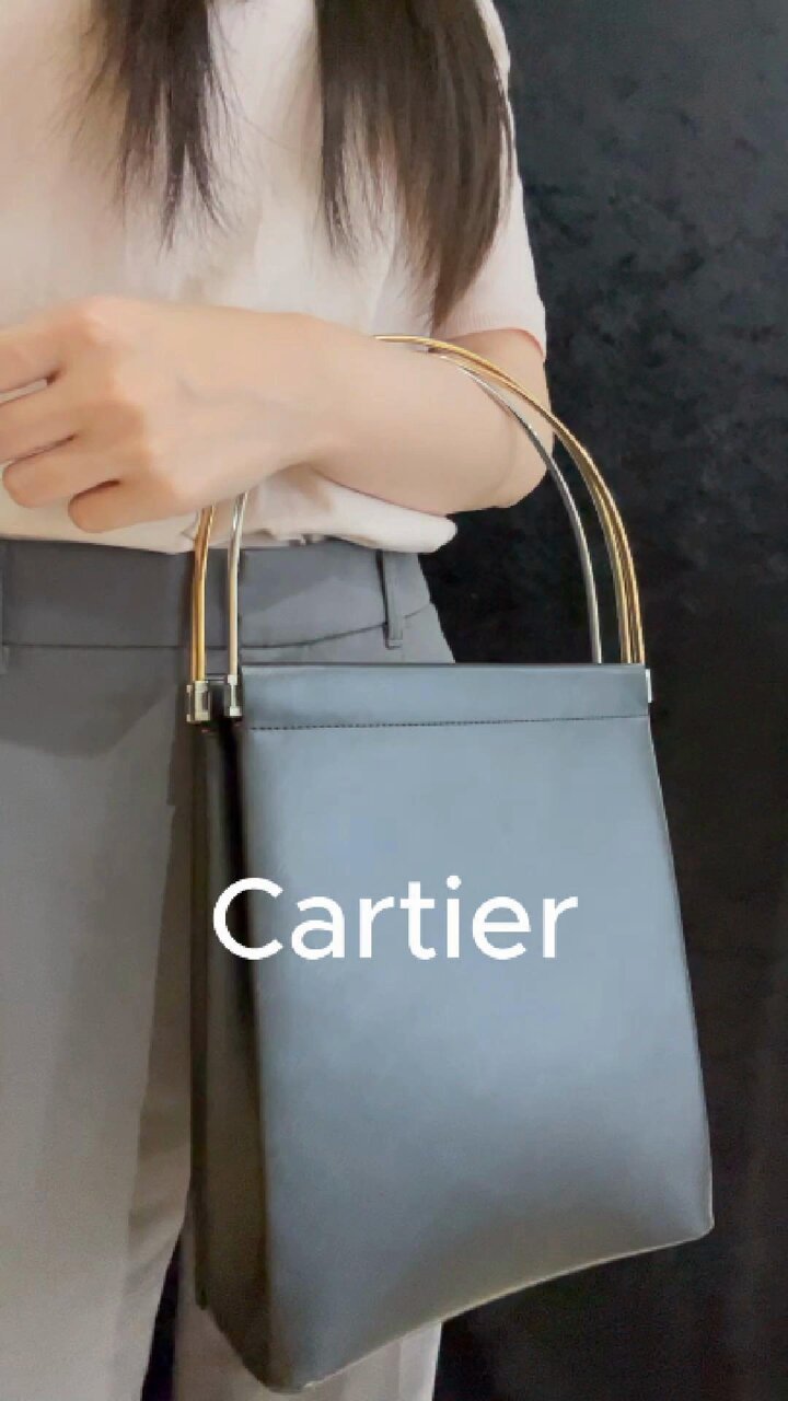 カッペイカルティエ トリニティ ハンドバッグ メタルハンドル カーフレザー カッペイ様専用カルティエ トリニティ ハンドバッグ メタル