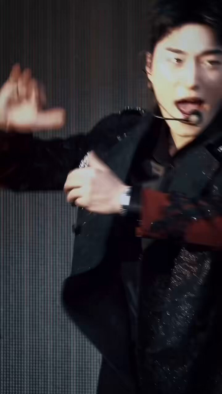 ATEEZ ホンジュン MAKESTAR トラベル Chicago シカゴ 当選 ✨ ATEEZ IN YOUR FANTASY Chicago 2025✨ Trust your body, I'm