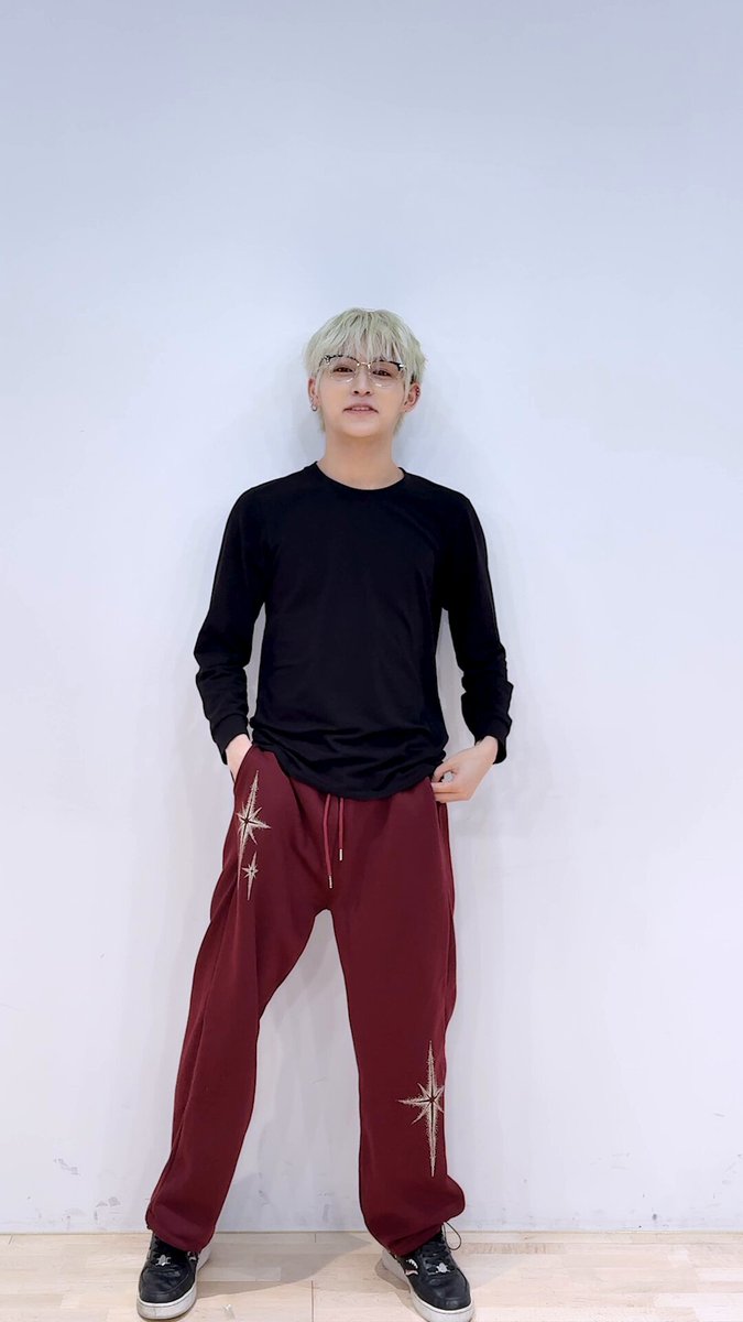 ALL(H)OURS オン 3集 サイン ポラロイド 当選者 allhours ALL(H)OURS Members Profile (Updated!) - Kpop Profiles