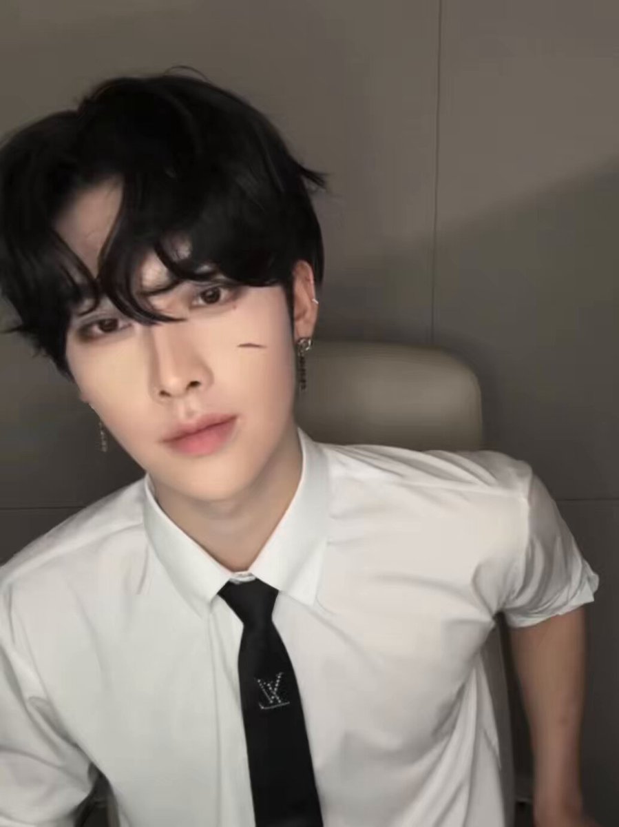 rae (slow) (@0520RICKY) / X