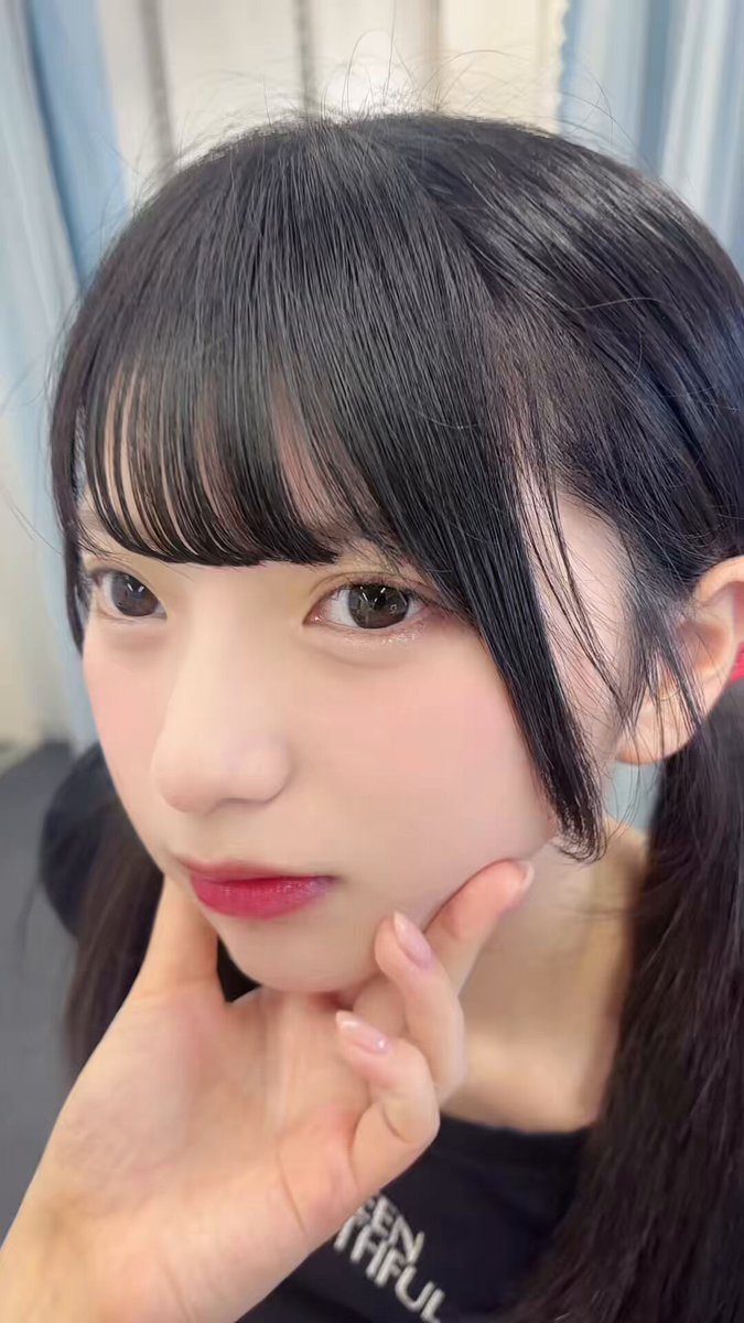 今日のマドンナ!これ4人で撮ってるのすごくない?