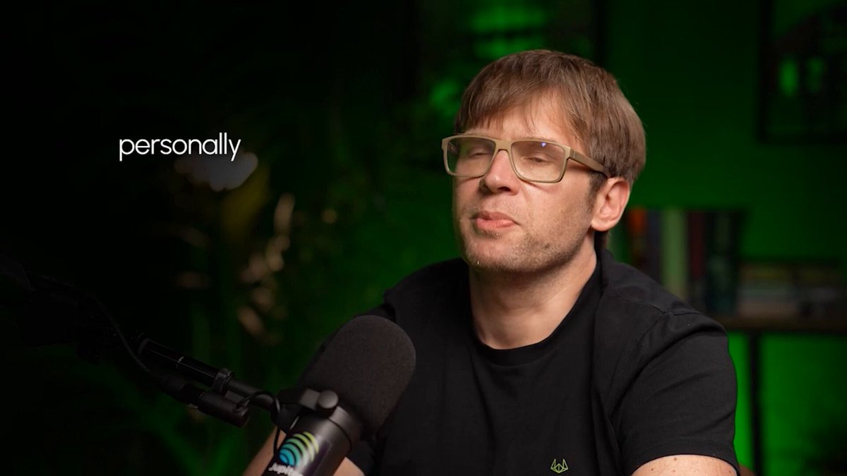 Evgeny Gaevoy speaking on the MR SHIFT podcast