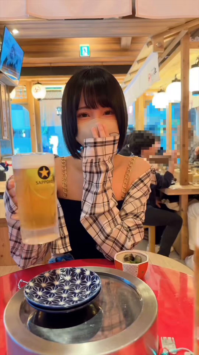 マスクの下、盛れてるかどうかは…
君の判断に任せる！　（最後見て🍺）