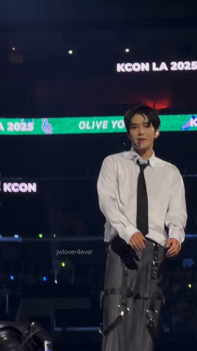 KCON_LA - Search / X