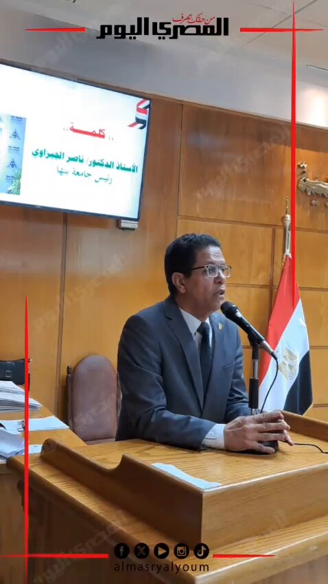 رئيس جامعة بنها: «علمت ابني ليصبح طبيب أسنان لكن الدخل الذي يحققه من هذه المهنة لا يُقارن بحجم الإنفاق الذي أنفقته عليه». تصوير: علي إسماعيل 