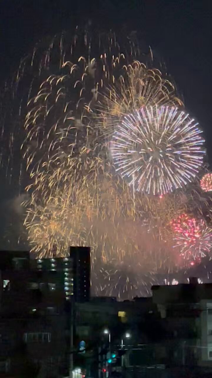 早い物勝ち❗️Xで人気爆上中作家ちはの❗️額付き原画！「お花に集まる動物たち」 𝓀𝒶𝓃𝓃𝒶 on X: 