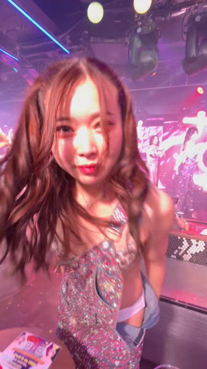 WEST あもちゃん様 きゃーー🪽🛼🦄🧁✝️ 2013年のわたし。22歳のわたし。 ちょうど