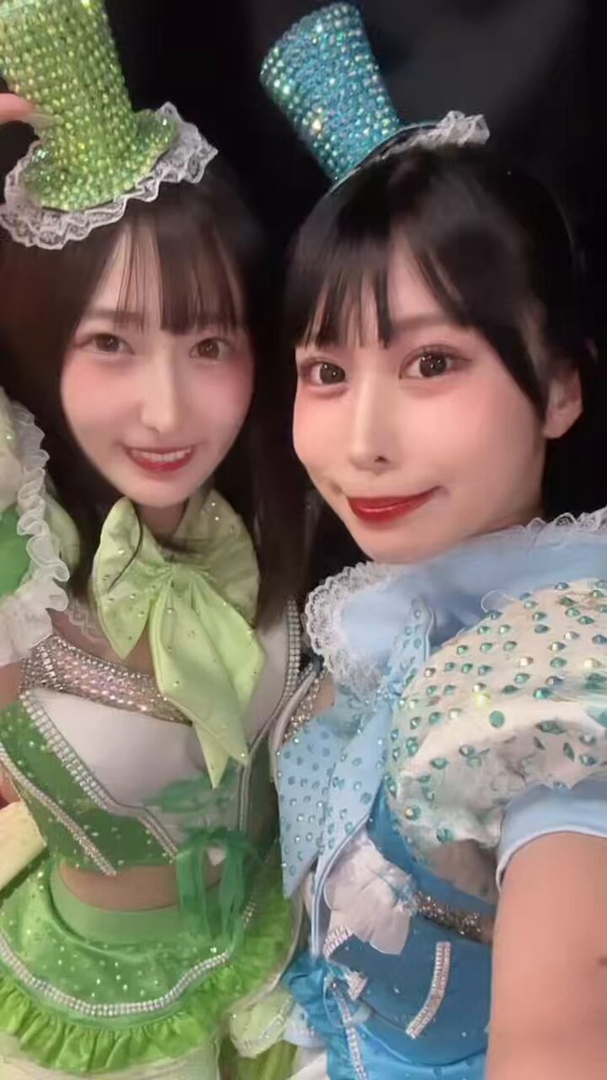 えびちゃん① えびちゃん (@ebi_burlesque) / X