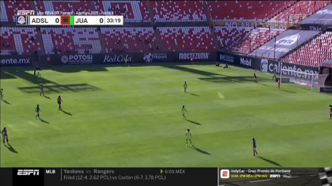 @FemenilFcJuarez Joyita de disparo que mueve las redes para el 1-0...