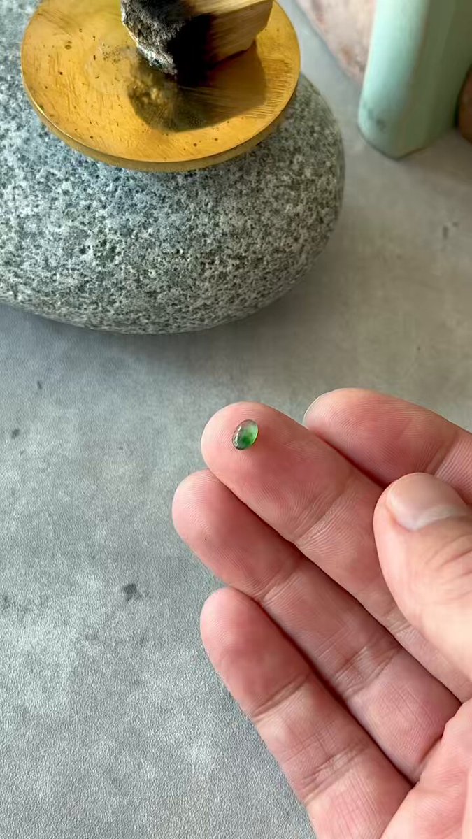 ジョイテック　翡翠　牙型腰飾り　美品　匿名配送　JOYTEC ジョイテック 翡翠 牙型腰飾り 美品 匿名配送 JOYTEC