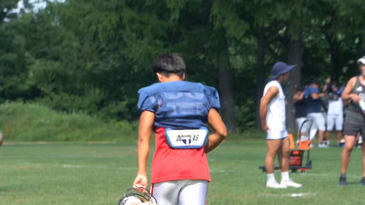 希少 明治大学 アメリカンフットボール GRIFFINS アメフト パーカー wear | 明治大学アメリカンフットボール部 グリフィンズ グッズ