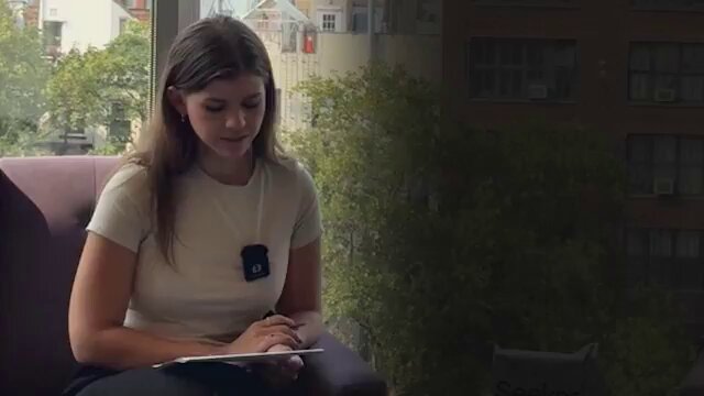 Jacquelyn Melinek interviewing Emmett Hollyer about Solana Seeker