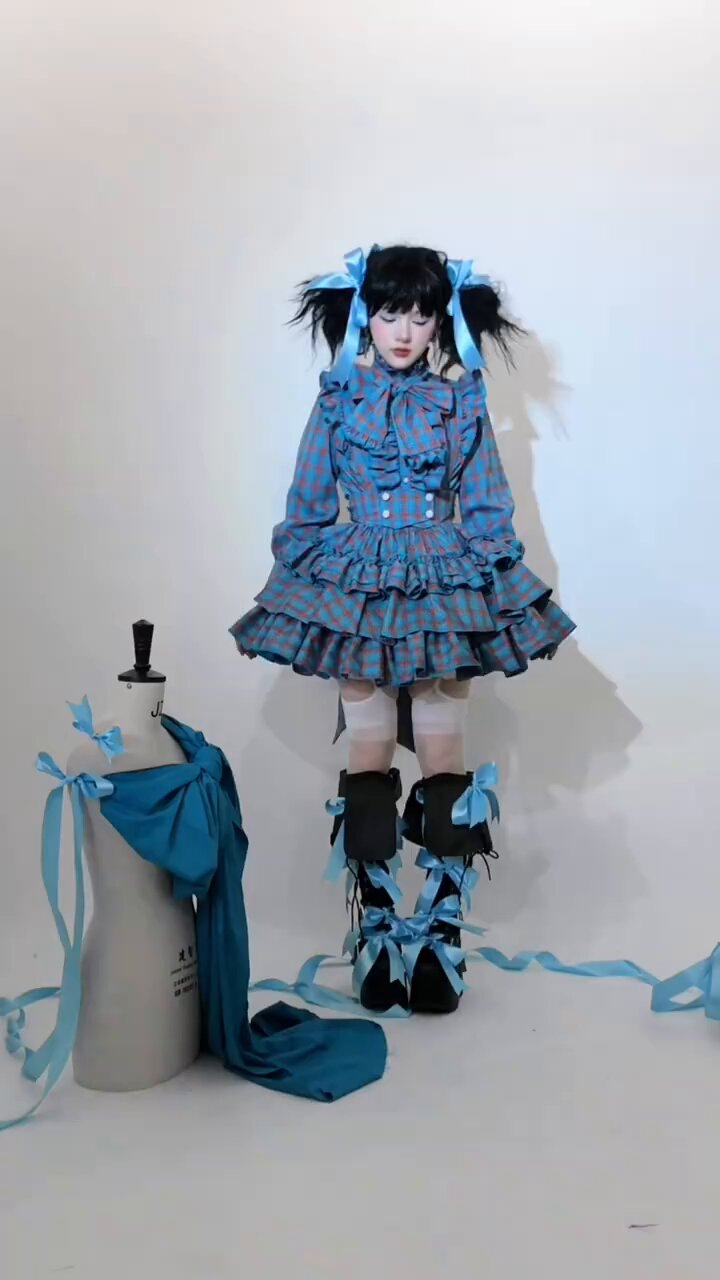 Rococo's Closet on X: 