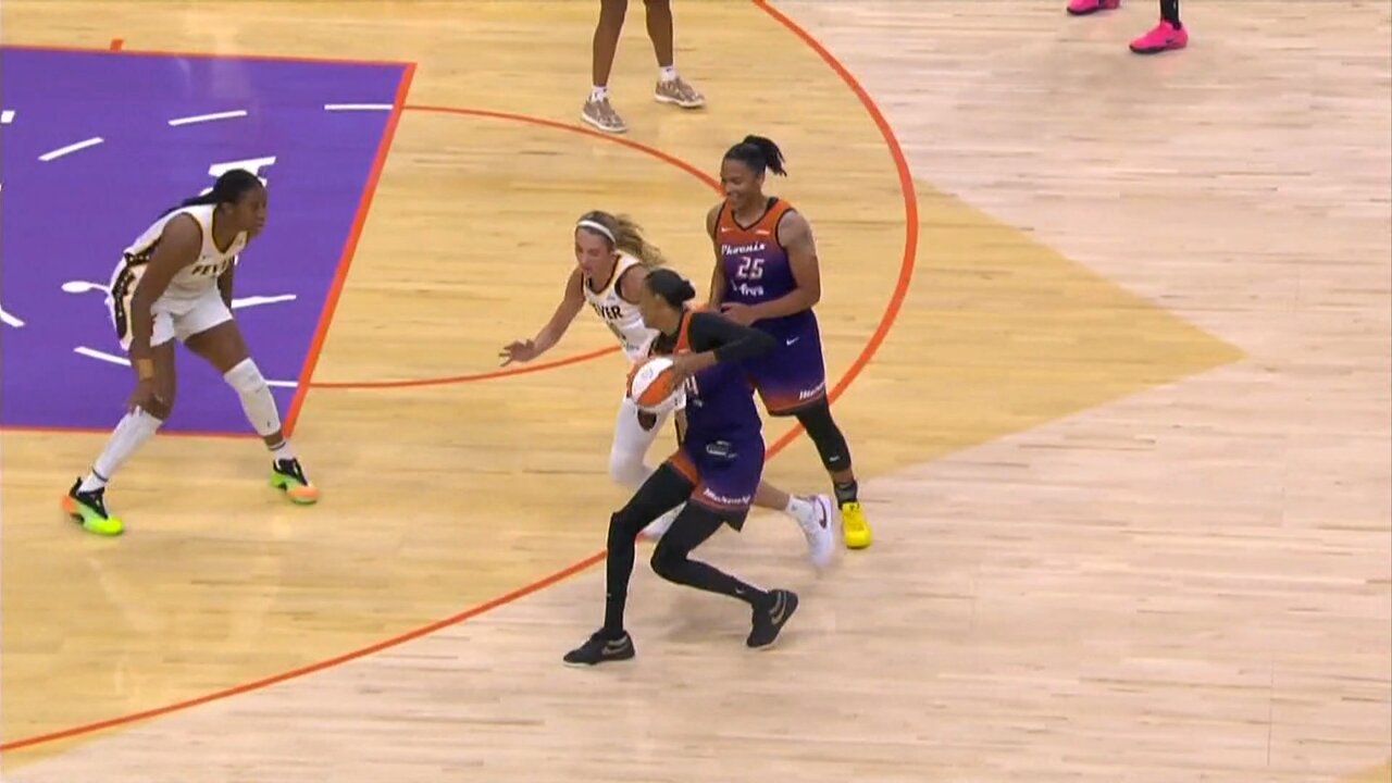 Eli Gehn on X: "DeWanna Bonner hits a 3 and has some words and a stare down  for Lexie Hull #Fever #WNBA https://t.co/CTJBtXiQ6a" / X