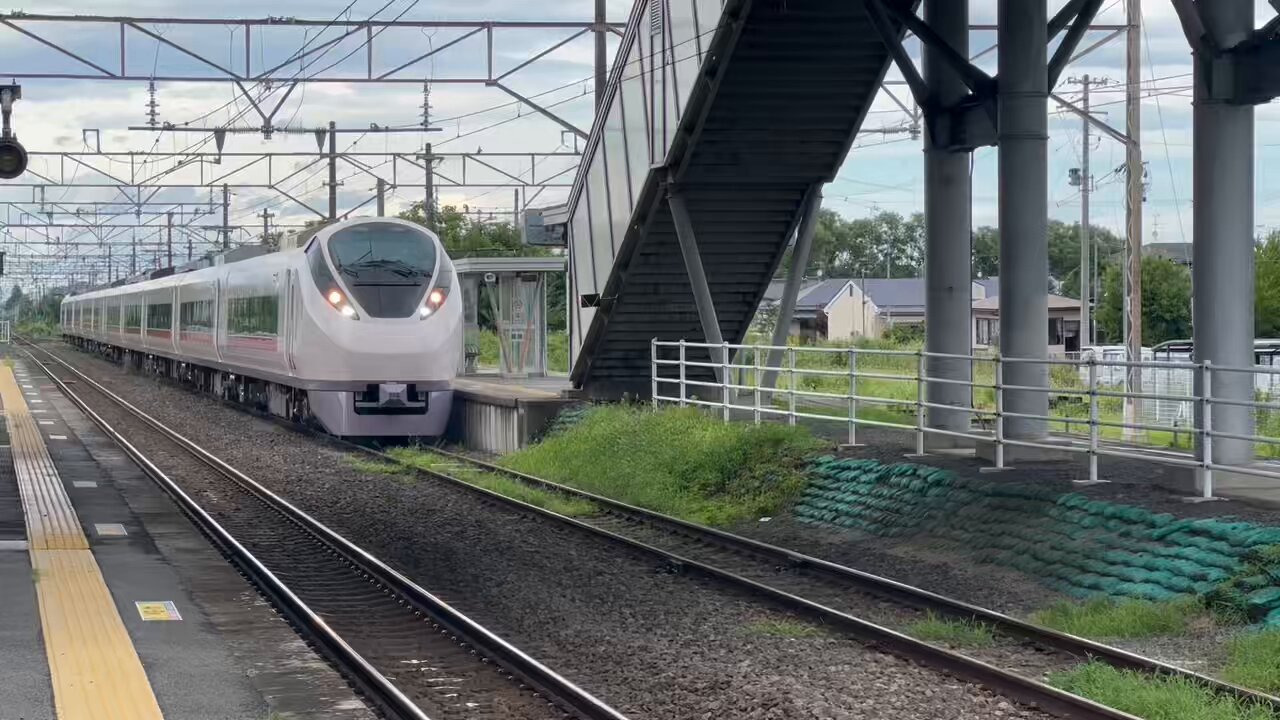 管理番号1176 東急 制帽 （緑色、金色横太線1本） 管理番号1176 東急 制帽 （緑色、金色横太線1本） - メルカリ