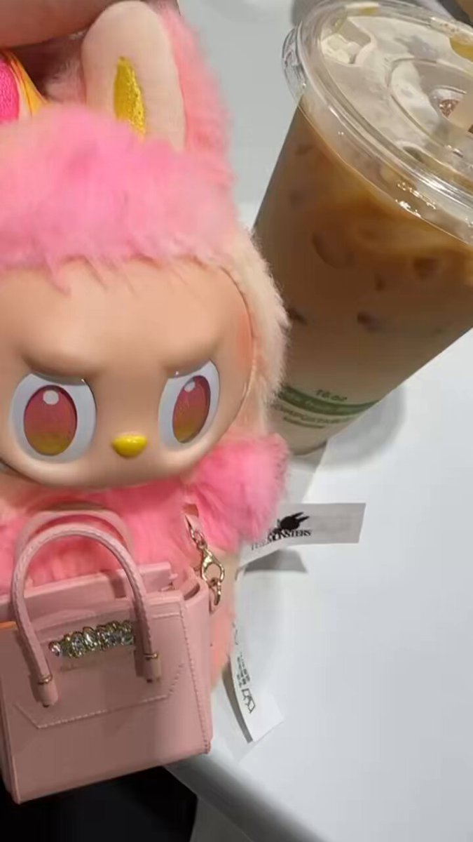 ゲリラ❗️今日だけ値下げ‼️ラブブ エビフライ ゲリラ❗️今日だけ値下げ‼️ラブブ エビフライ ゲリラ❗️今日