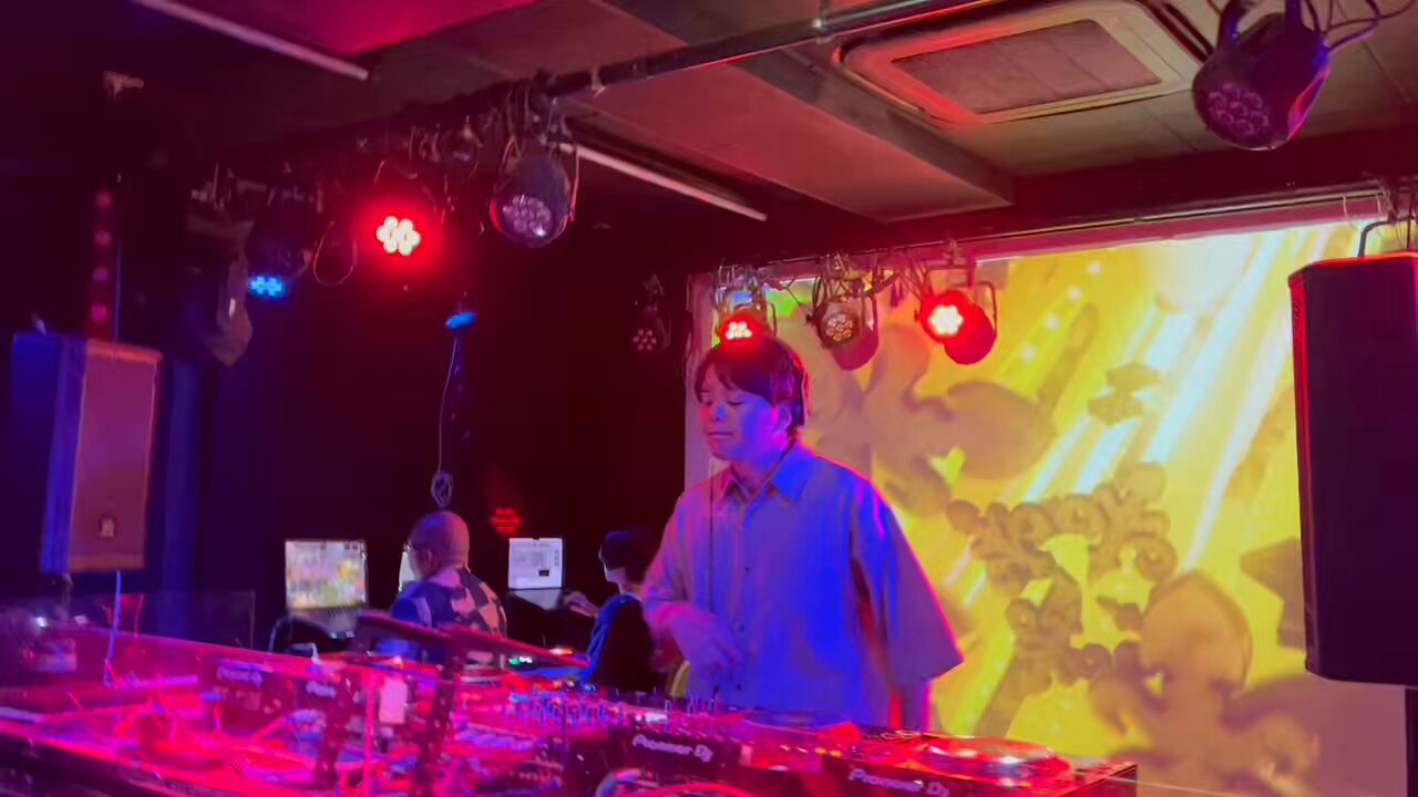 ひろひろ/ HiroHiro (@hirohiro_hrhr) / X