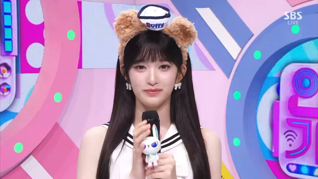 ゆりこちゃん♡ 昨日25歳になりました🎂✨ 1年前まで1500人くらいのアカウントが