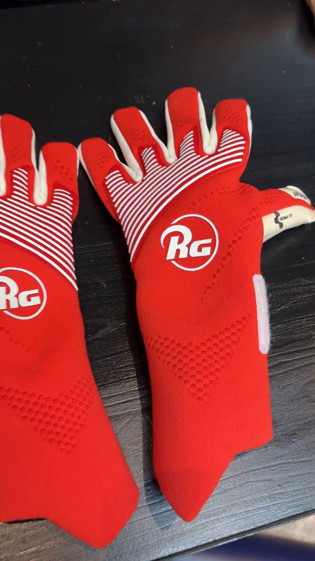 RG Goalkeeper Gloves Japan 公式『激レアさん』出演 キーパー