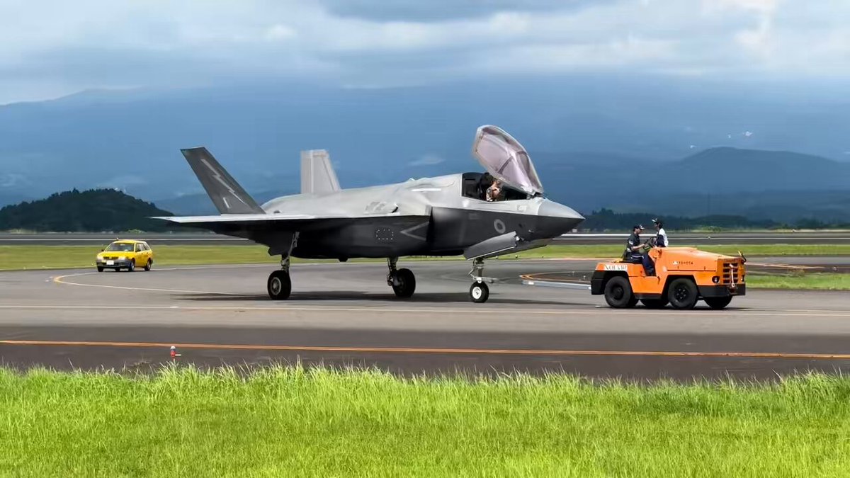 ブルーインパルス　3枚 航空自衛隊 ブルーインパルス 歴代3機ver （A3 size