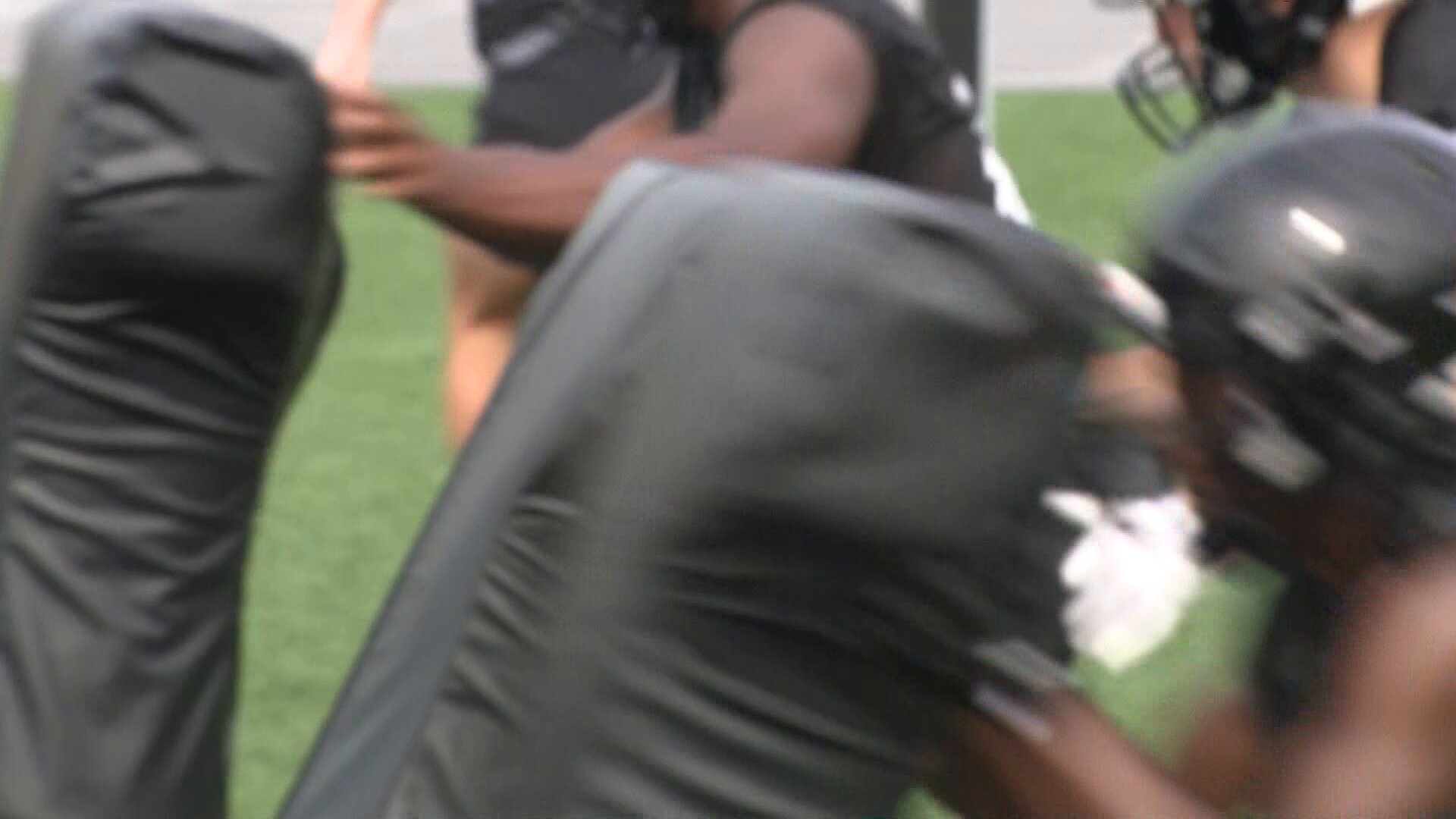 Sights and sounds from today's Southeast Polk practice. The Rams are the 4x time defending champions and are on the drive for five this season. 

The Rams return a handful of guys on both sides of the ball, most notably they return 4 of their 5 starting offensive linemen. We'll… 