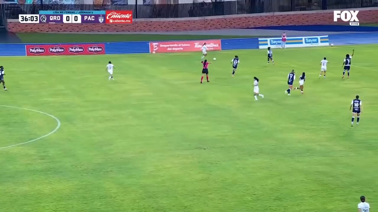 Aquí les dejo el gol de @GallosFemenil. 👏🏼#LigaBBVAMXFemenil #NuestroFutFem