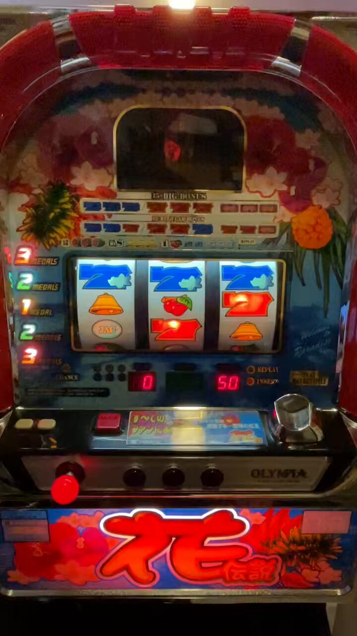 レトロスロット EZF4FIDVcAQyEjR.jpg