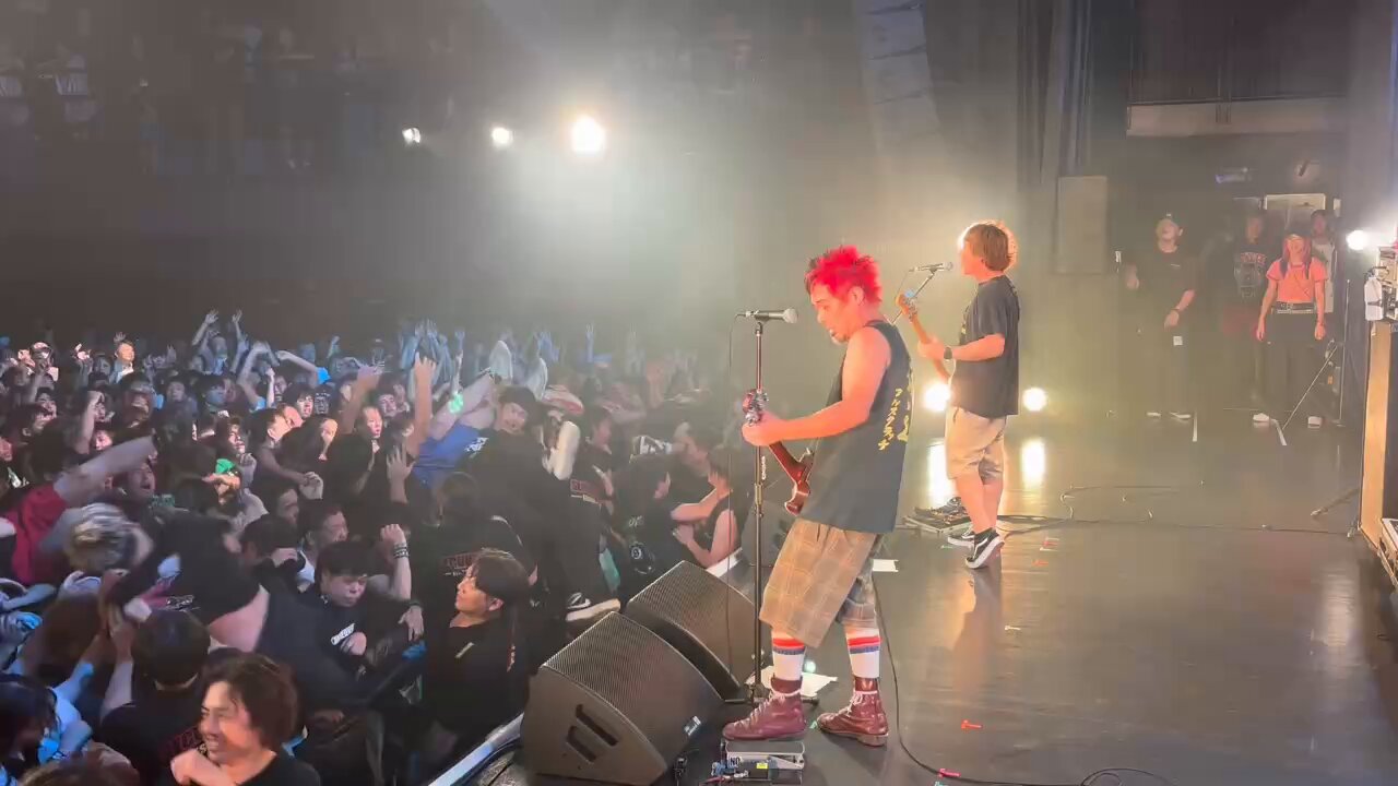 グループ魂 スリッパ ライブ ライブレポート】B'z、＜B'z LIVE-GYM Pleasure 2013 -ENDLESS